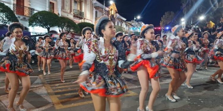 Pofoma controlará el uso de plumas y pieles de fauna silvestre en la festividad de la Virgen de Guadalupe en Sucre