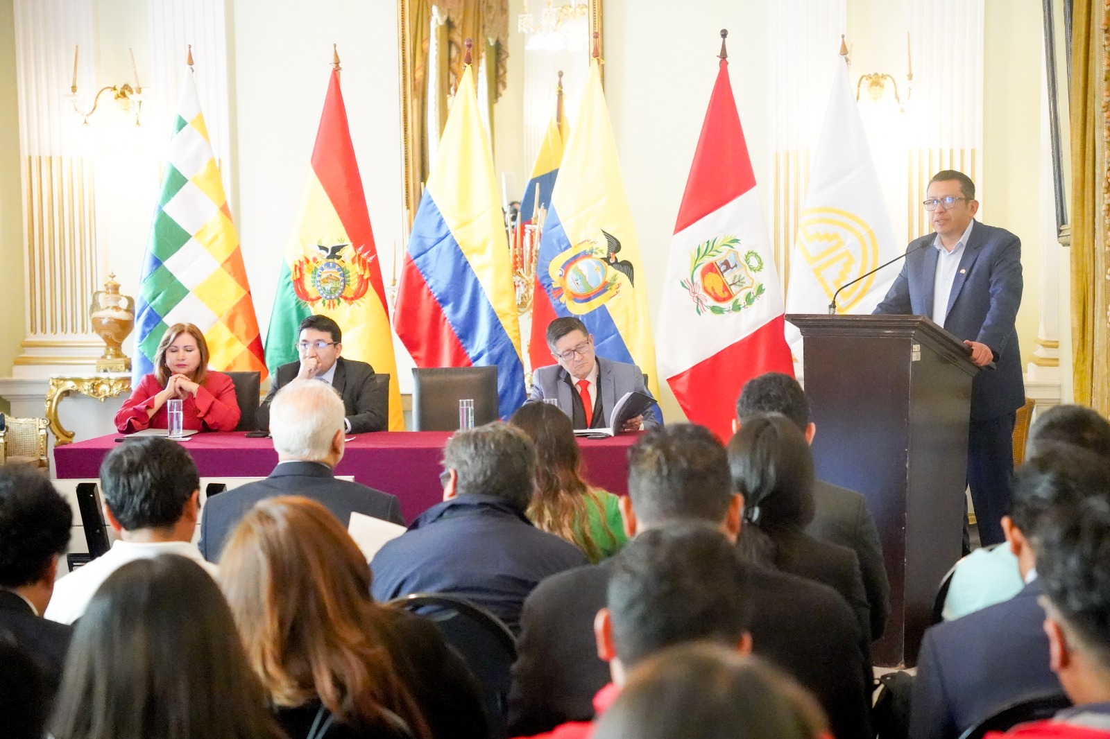 Bolivia es posicionada como puente natural entre la CAN y el Mercosur