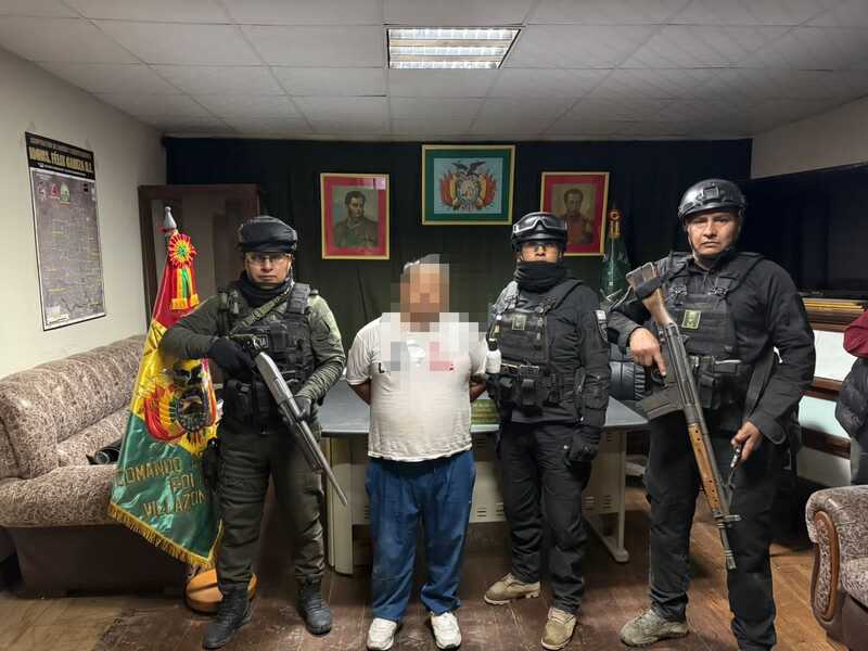 Bolivia entrega a prófugo de triple feminicidio buscado en Argentina