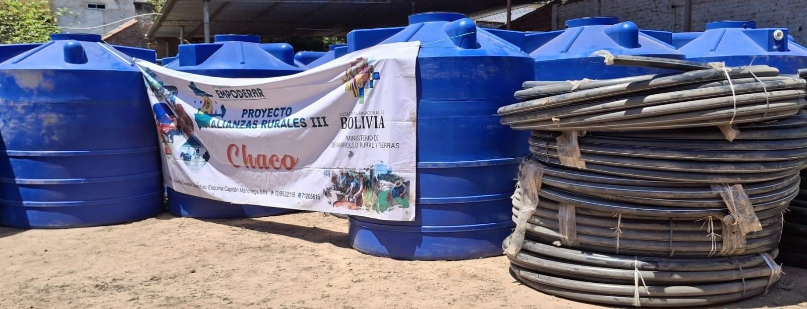 Gobierno entrega equipamiento para fortalecer la producción ganadera en Camiri