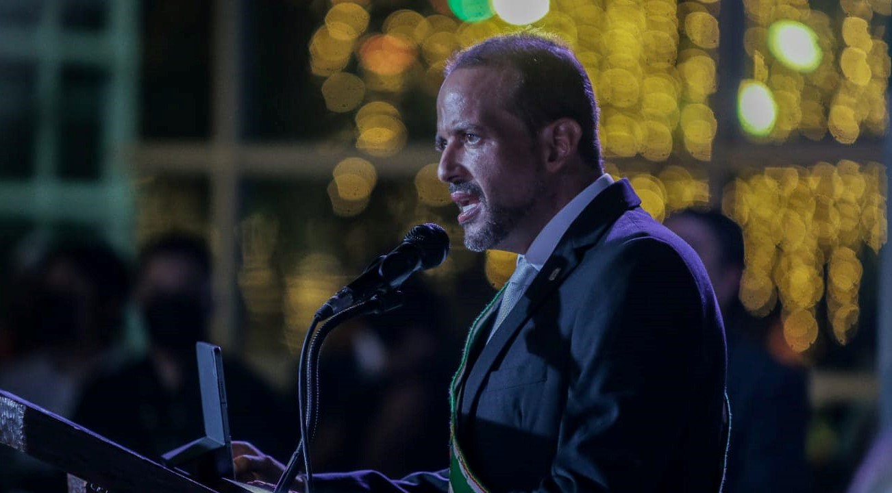 ANUARIO 2022: Ineficiencia administrativa, nepotismo y denuncias de corrupción marcan gestión de Fernando Camacho