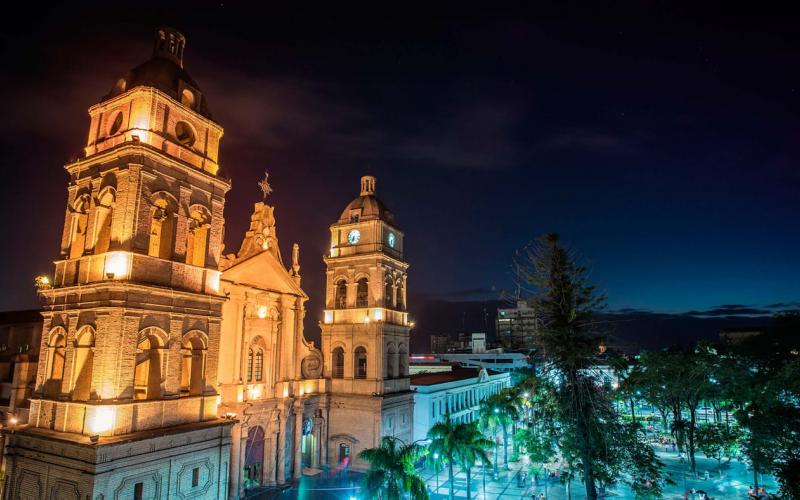 Presidente saluda a Santa Cruz de la Sierra en sus 462 años de fundación