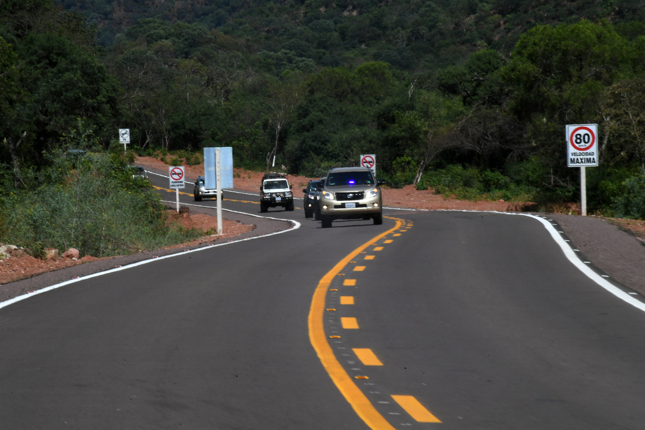 La estratégica carretera El Espino – Charagua – Boyuibe vigorizará el agro y la economía de tres departamentos 