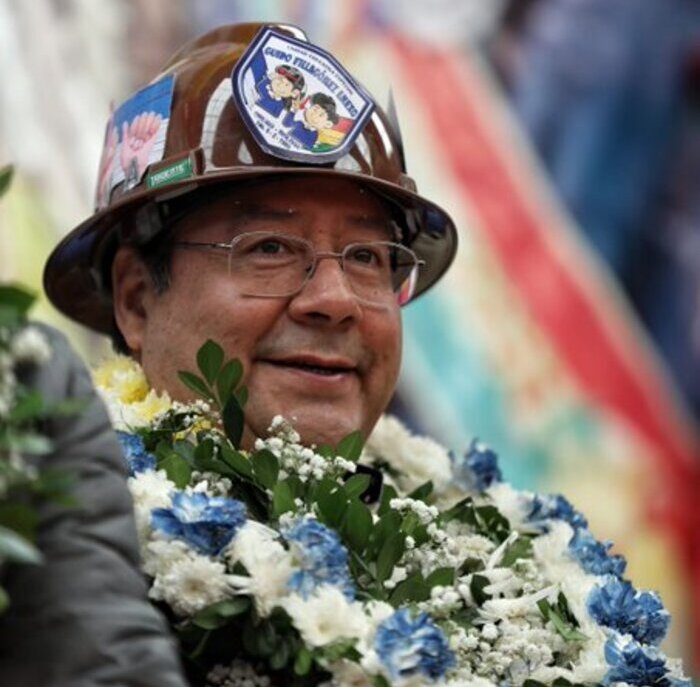 Presidente inició agenda departamental en homenaje a los 242 años de la Revolución de Oruro