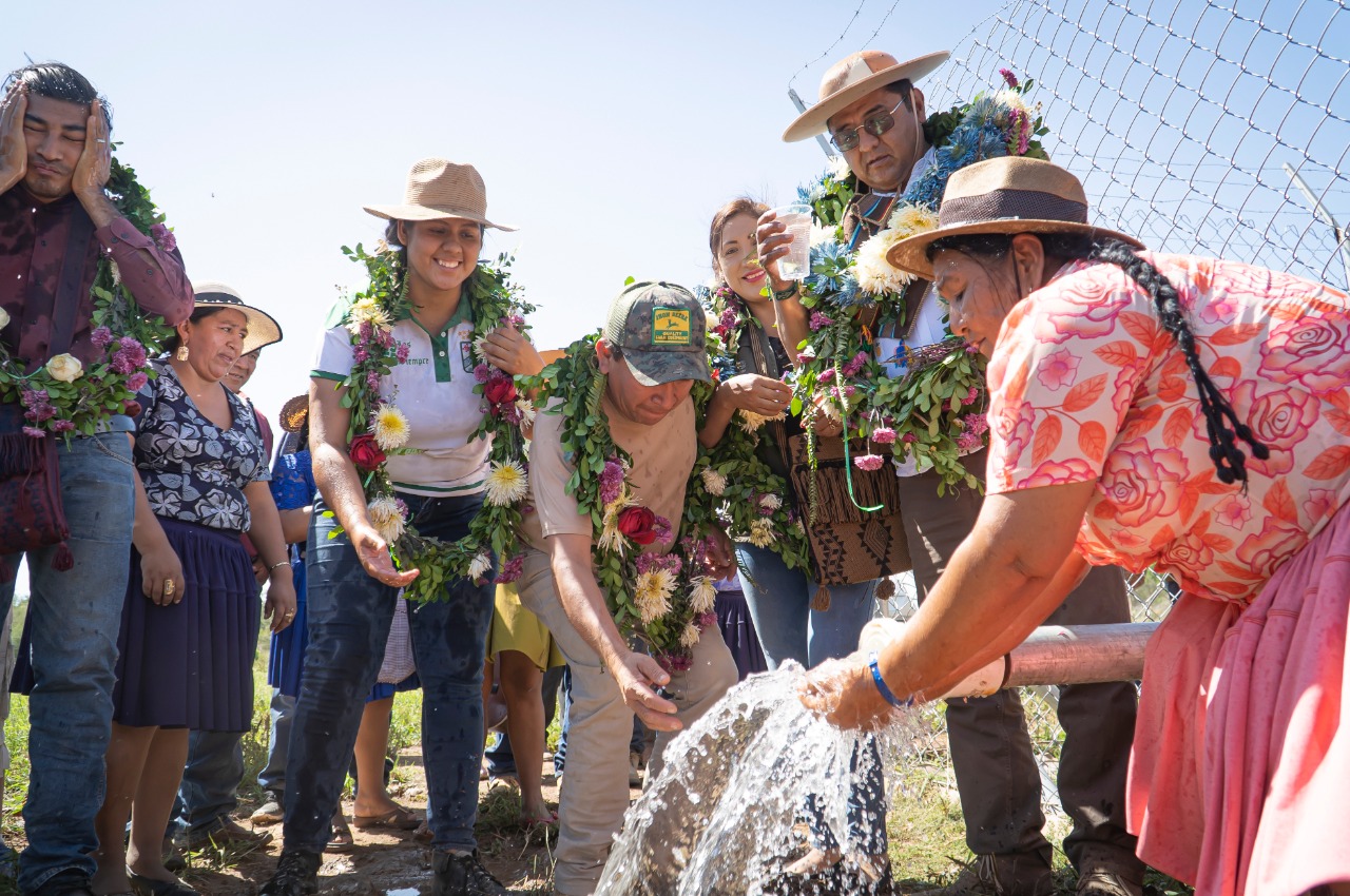 Gobierno implementa infraestructura para dotar agua a comunidades del Chaco cruceño