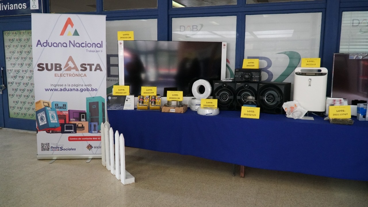 Aduana recauda más de Bs 15,5 millones en mercancía subastada