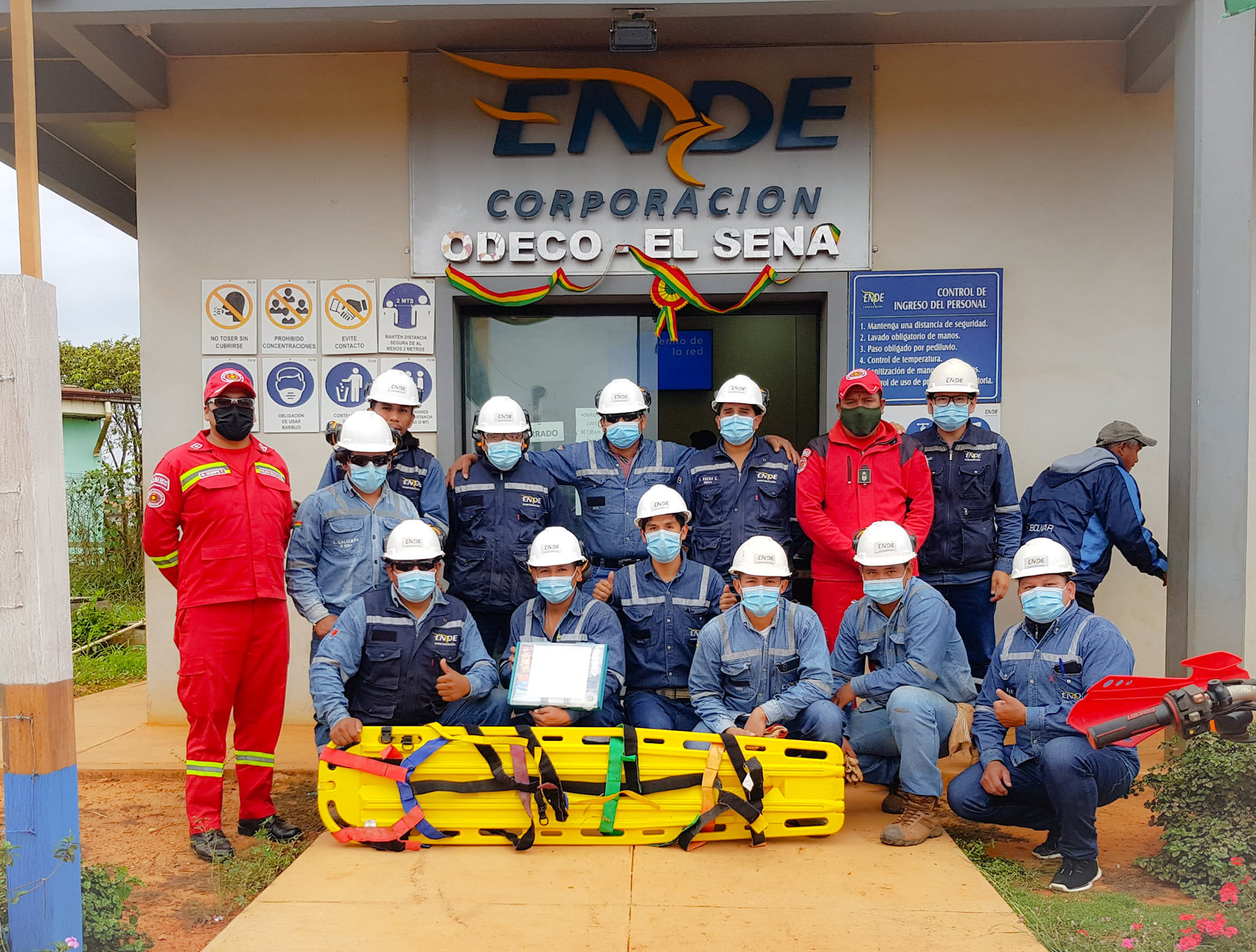 ENDE capacita al personal de El Sena en prevención, control de fuego y primeros auxilios