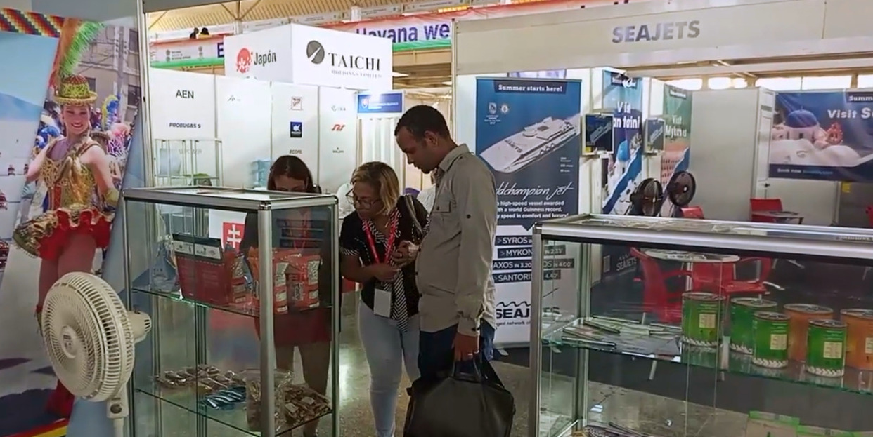 Empresarios bolivianos exponen su potencial exportable en la Feria Internacional de la Habana