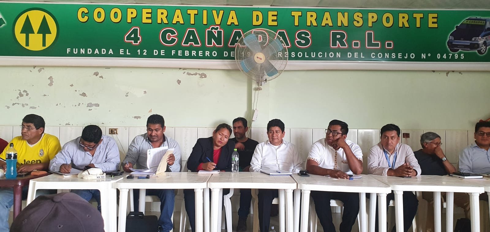 Se instala diálogo entre autoridades del Gobierno y transportistas de la Gran Chiquitania