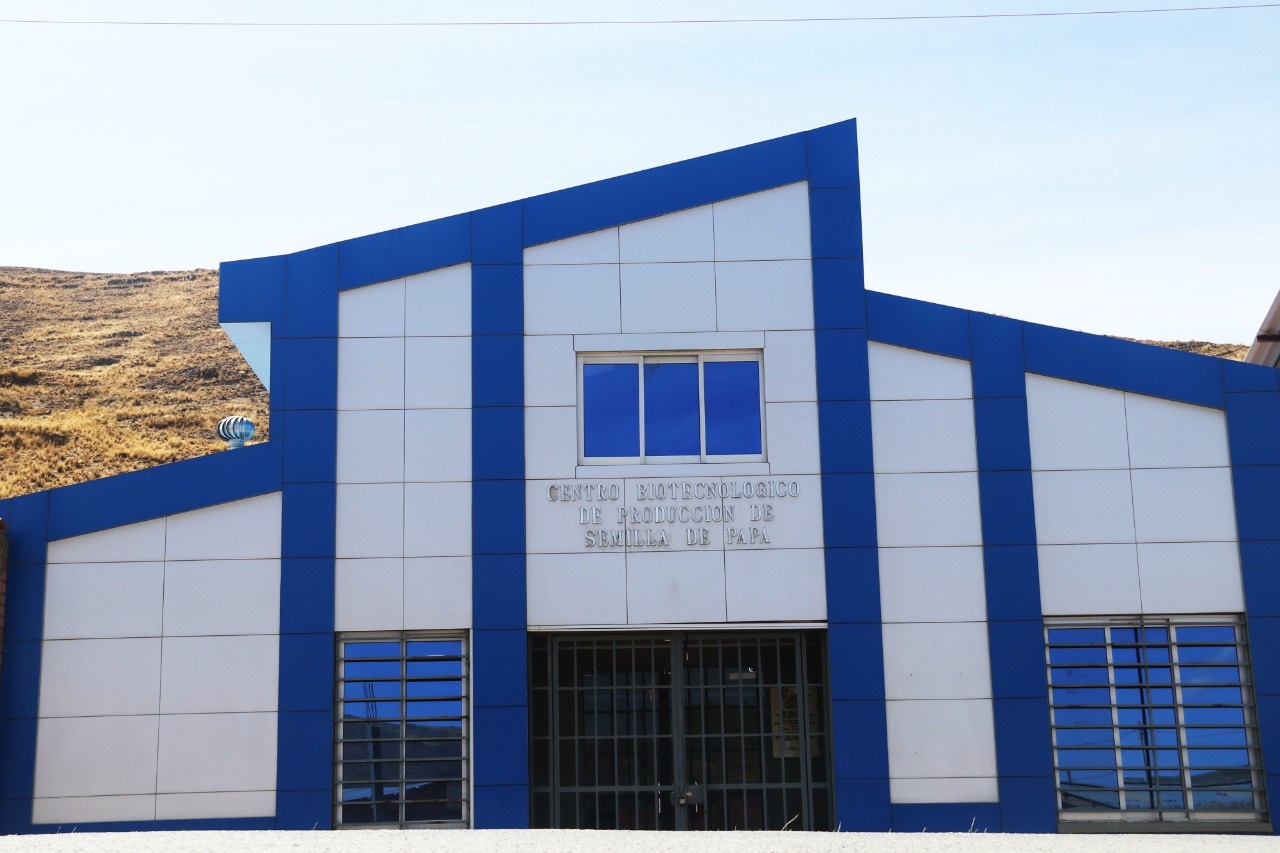 Centro biotecnológico en La Paz cumple tres años produciendo semillas de papa
