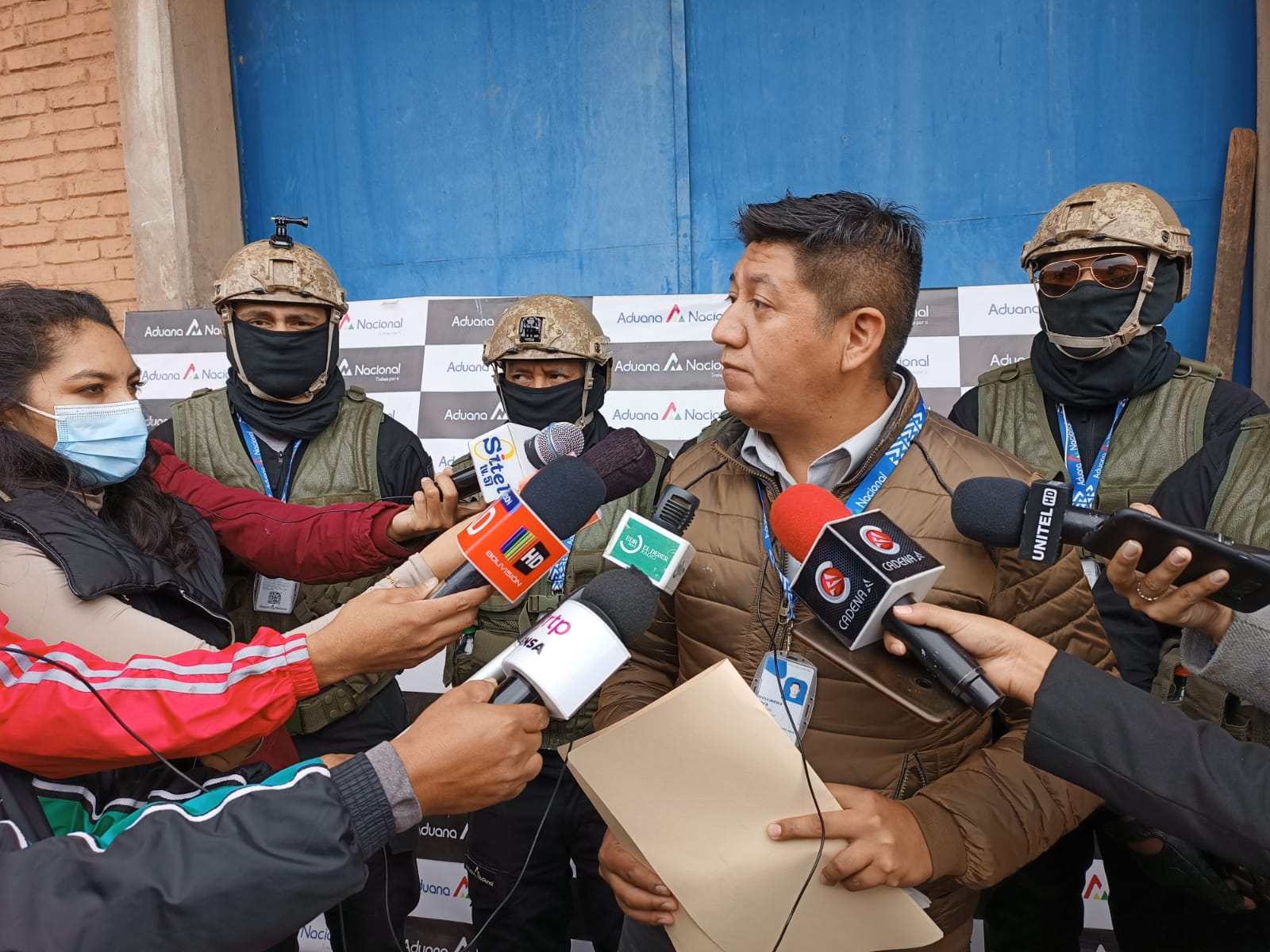 Aduana comisa maíz, medicamentos y bebidas alcohólicas valoradas en más de Bs 336.000