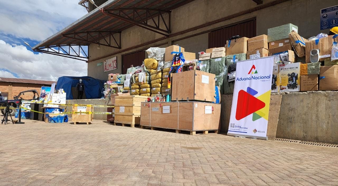 Aduana incauta 1.168 aparatos electrónicos e intercepta mercadería no declarada procedente de China