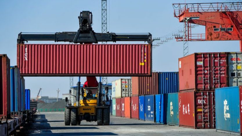 Durán: Récord en exportaciones va en la línea de la reactivación y recuperación económica