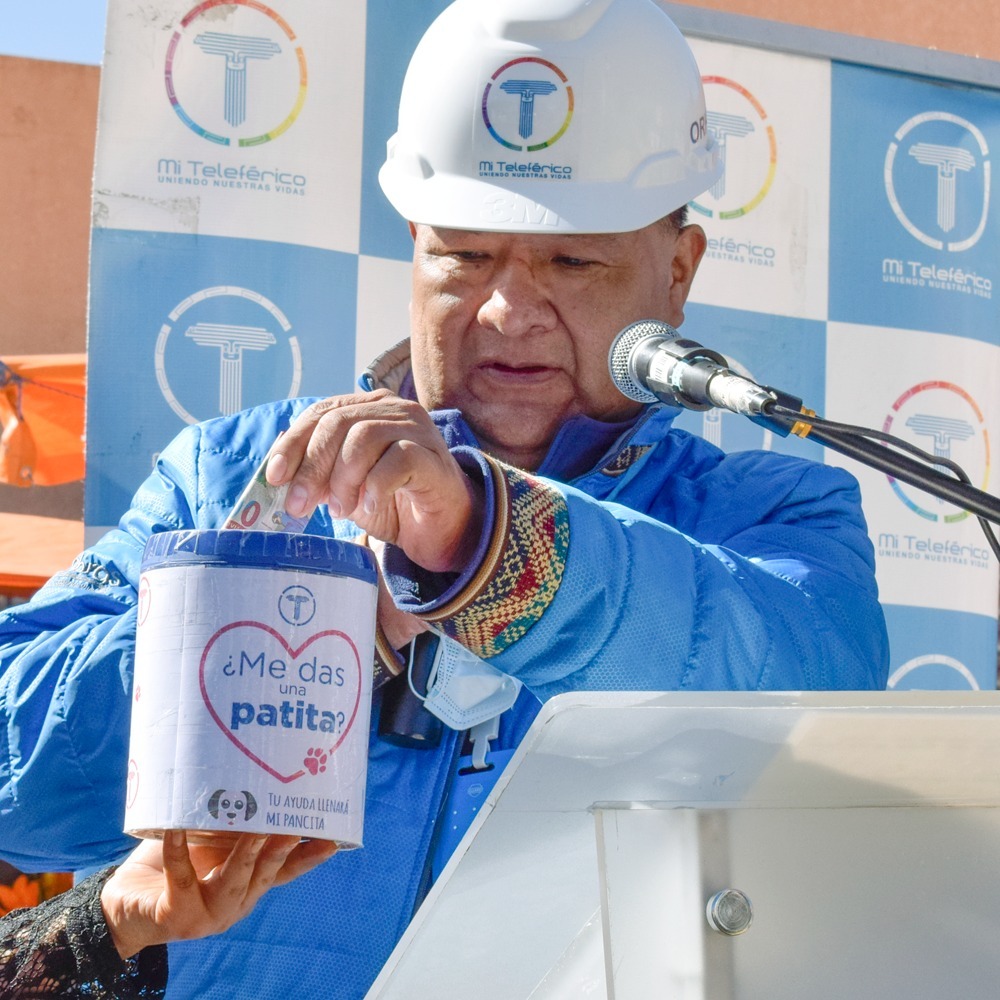 Mi Teleférico inicia campaña “¿Me das una patita?” para mascotas de albergues comunitarios