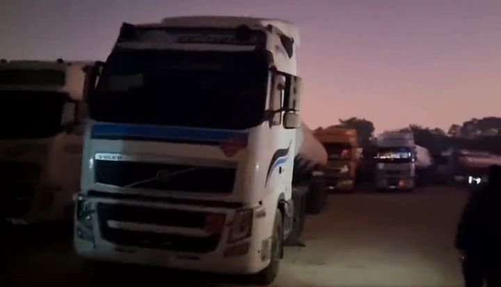 Cerca de medio centenar de camiones con diésel ingresan por día a Bolivia