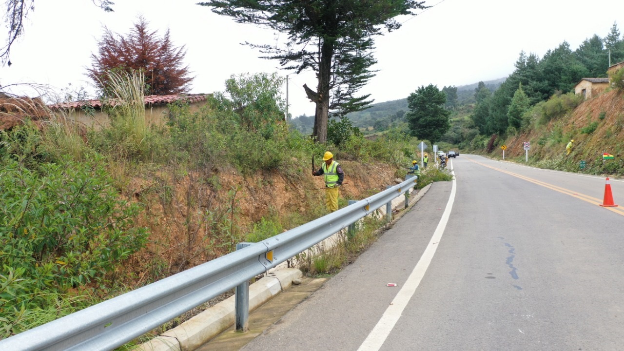 ABC destina Bs 15 millones para ejecutar trabajos de conservación vial en Chuquisaca