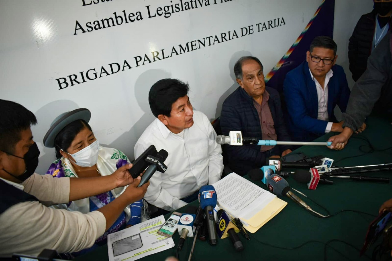 Montaño inspeccionará el aeropuerto, velódromo y piscina olímpica de Tarija