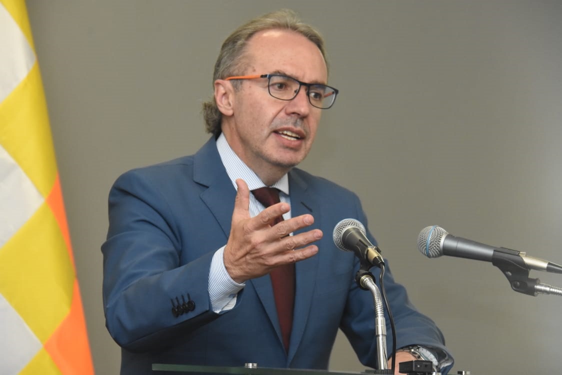 Bolivia soportará el daño económico de $us 1.200 MM causado por el paro cívico, asegura el Vocero