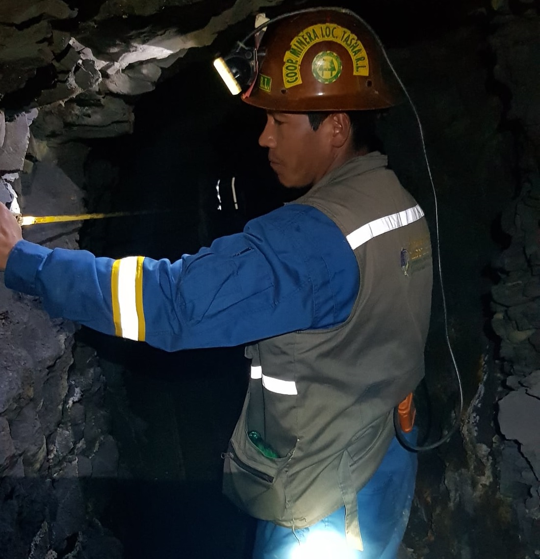 Ministro reporta que “felizmente” el paro cruceño no afecta a las exportaciones de minerales