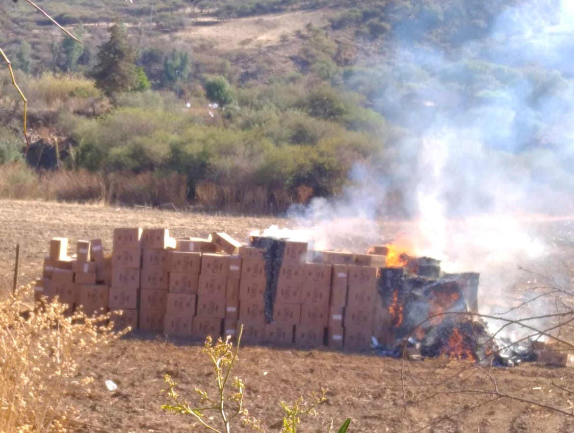 Aduana comisa más de 20 toneladas de mercancía prohibida en Tarija