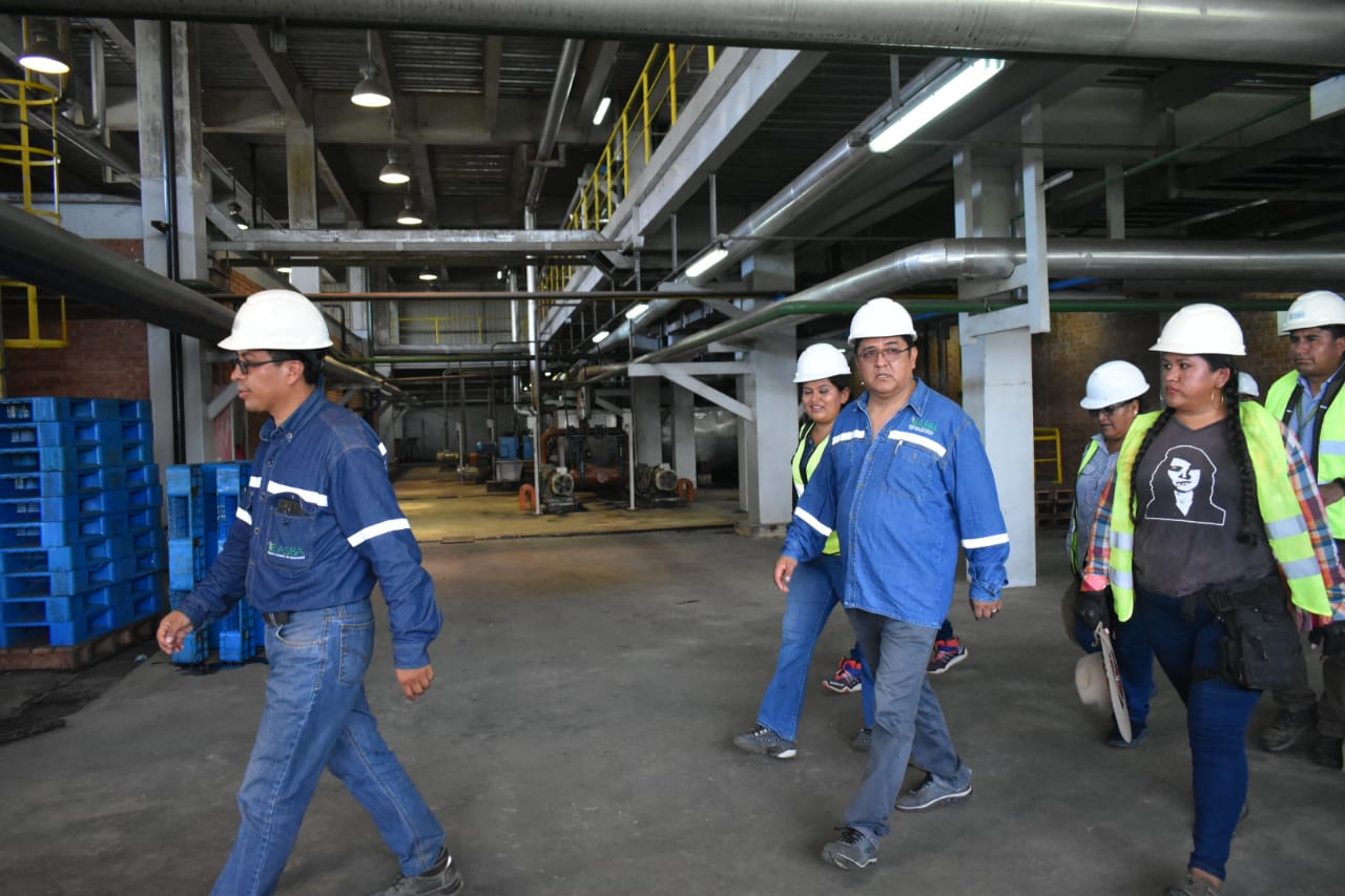 Gobierno evalúa producción de azúcar en el ingenio de San Buenaventura