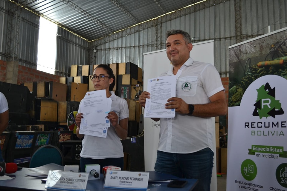 AJ suscribe convenio para la destrucción de 512 máquinas de juego ilegal