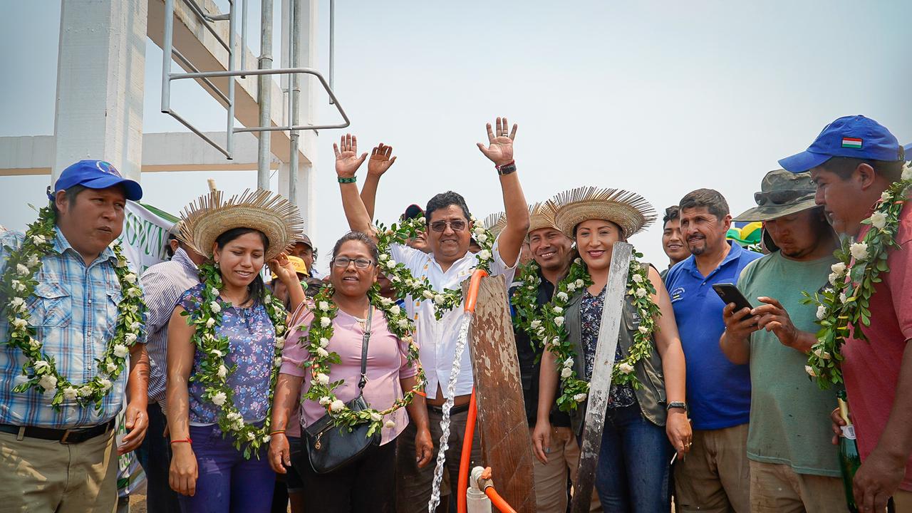 Pailón y San Ramón vigorizan el agro con sistema de agua que entregó Desarrollo Rural