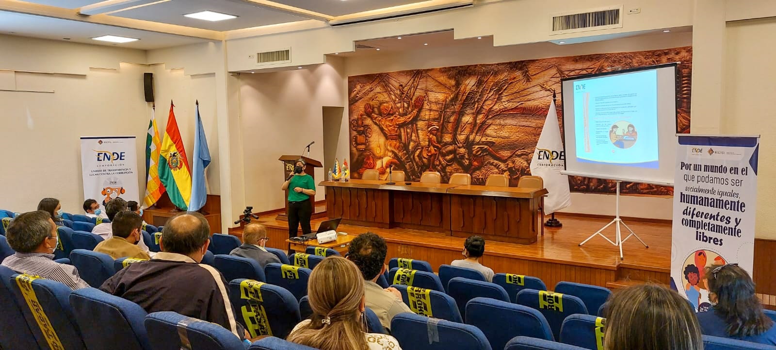 ENDE Corporación genera espacios de reflexión y prevención para garantizar a las mujeres una vida libre de violencia