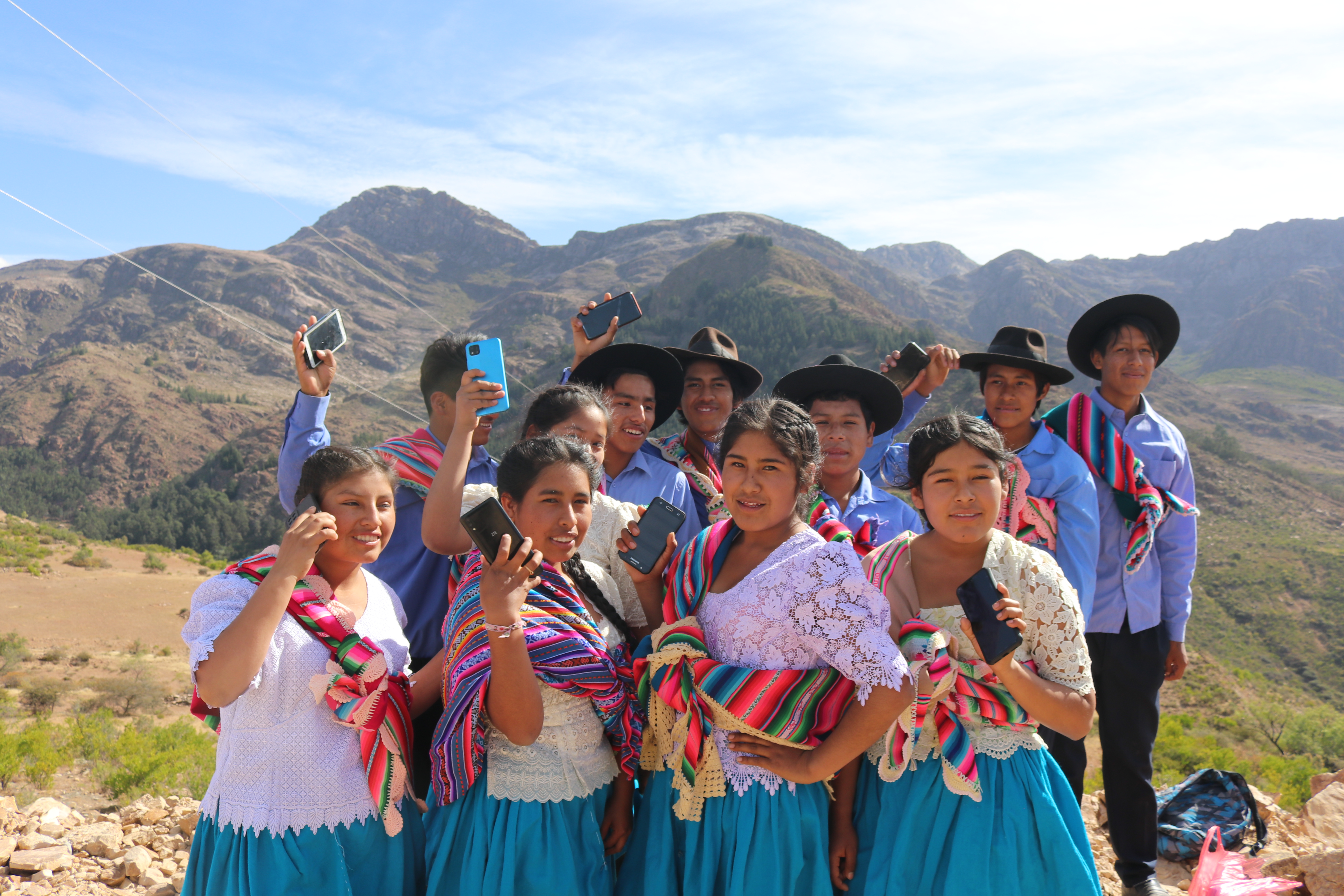 Entel aportó $us 804 millones para los bonos sociales en 14 años y es líder con más de 6 millones de usuarios