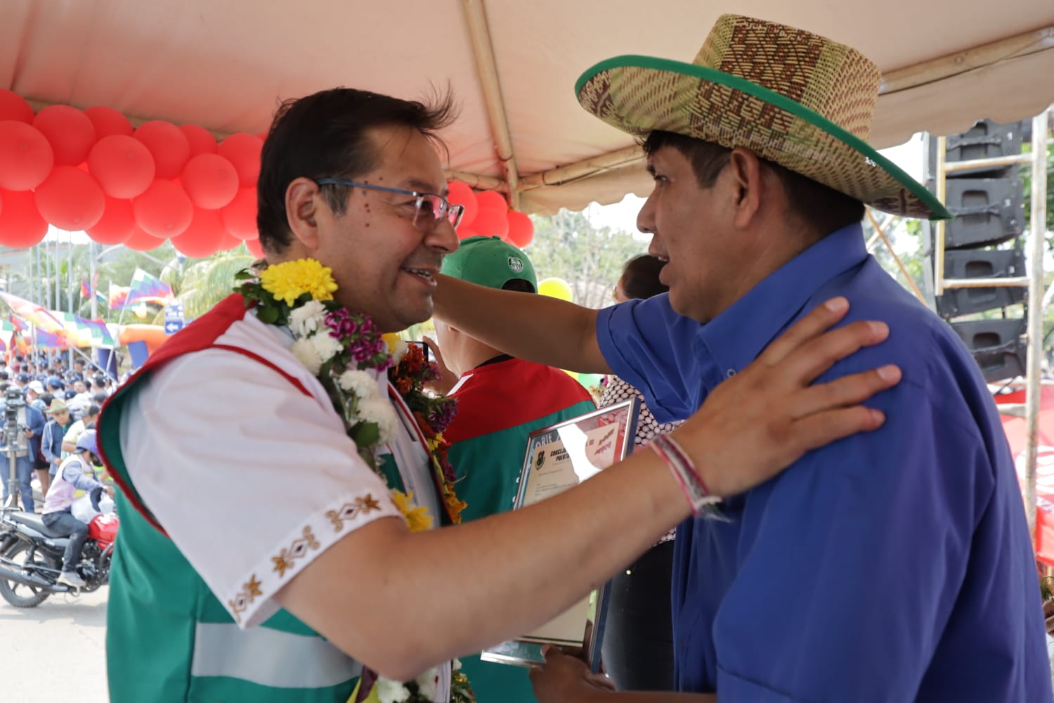 Presidente les dice a los mototaxistas que pueden acudir a la Policía y regularizar la falta de inspección técnica de sus vehículos