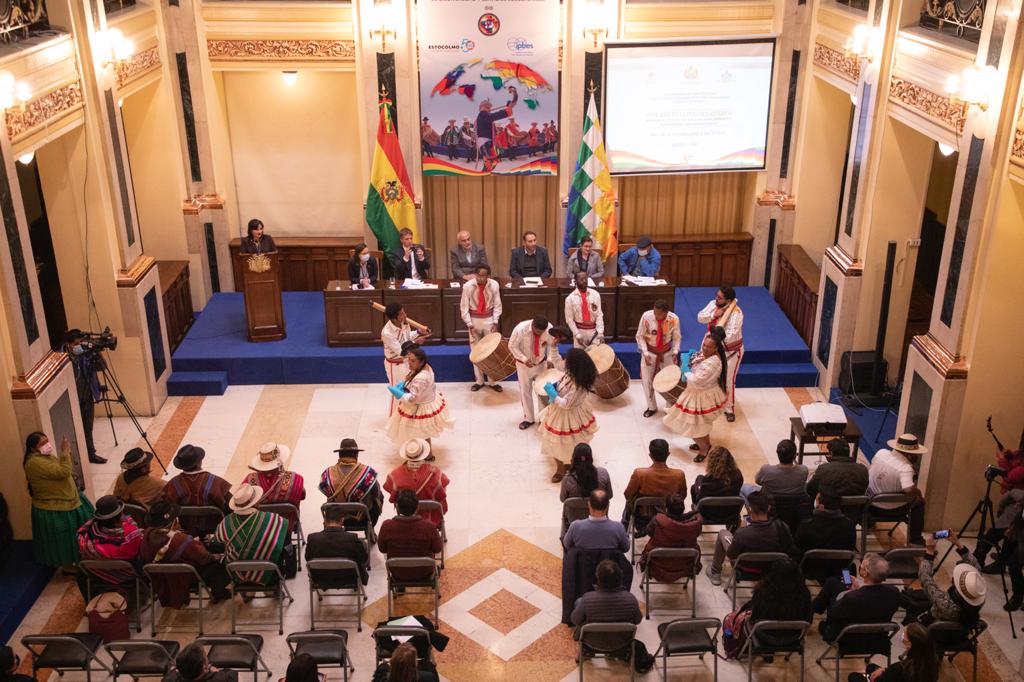 Vicepresidente: Vivir Bien no es vivir mejor, sino poner en el centro a la cultura de la vida