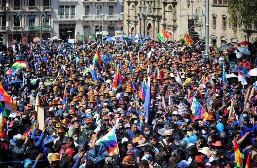 Gobierno ratifica compromiso con la construcción de una Patria grande, unida, digna y soberana