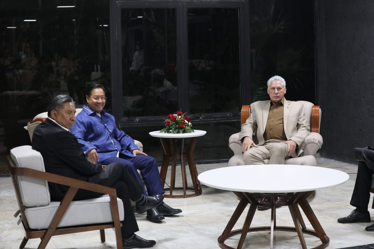 Bolivia y Cuba acuerdan afianzar el desarrollo bilateral y reafirman compromiso con la revolución democrática