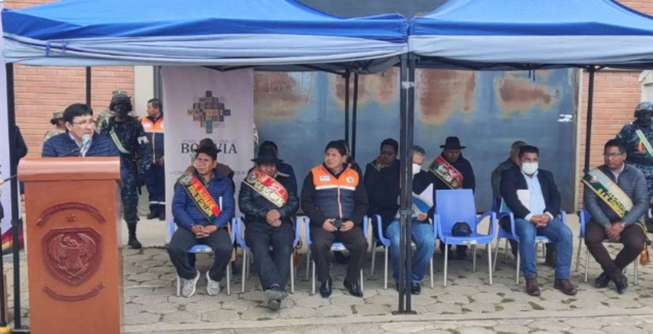 Municipios del altiplano paceño reciben asistencia estatal para 3.289 familias afectadas por la sequía