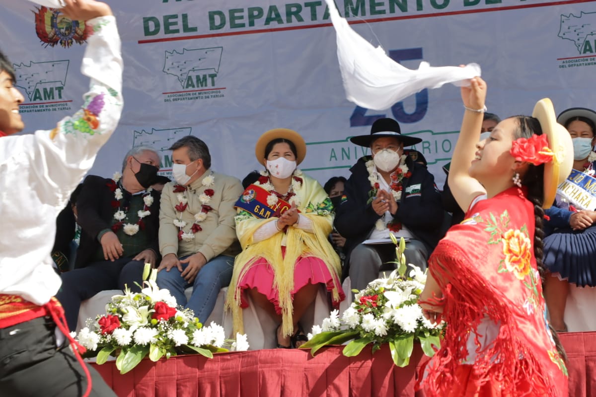 Presidente anuncia construcción de planta de alimentos en San Lorenzo y ejecución de proyectos para municipios