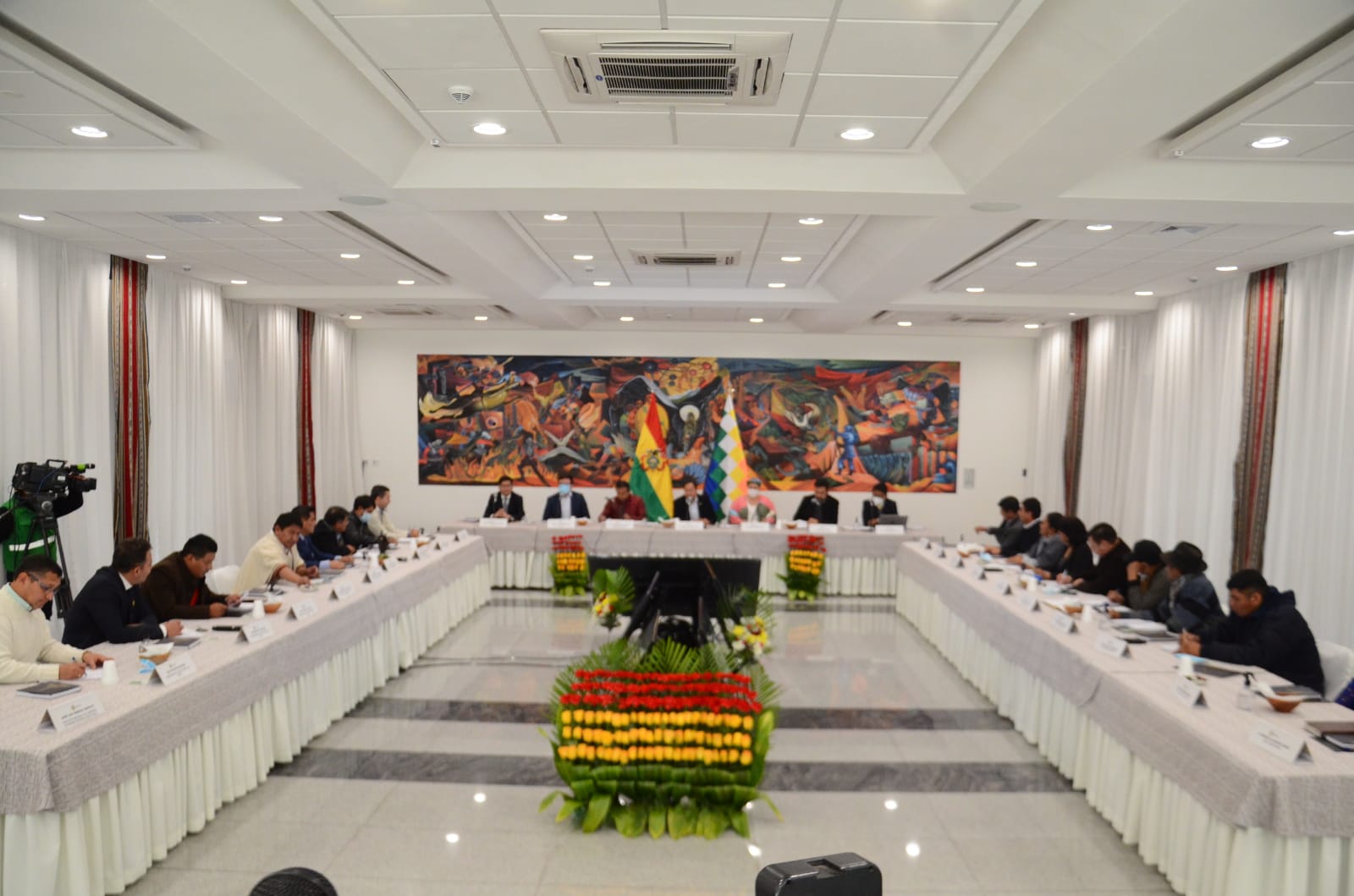 Autoridades electas, empresarios, iglesias evangélicas apoyan la nueva fecha del Censo