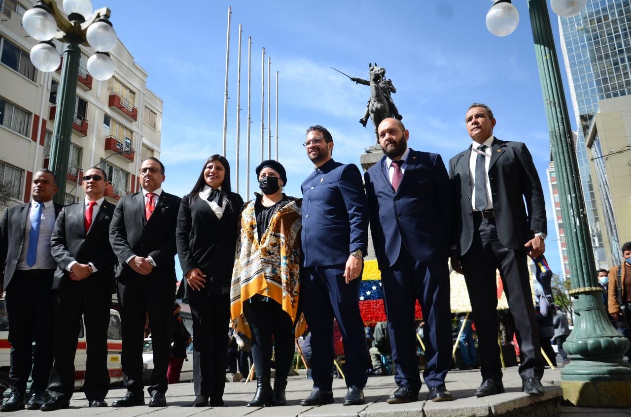 Bolivia ratifica lazos de hermandad con Venezuela en sus 211 años de independencia