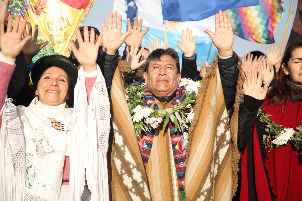 Vicepresidente recibe el Año Nuevo 5530 en Argentina y es declarado Visitante Ilustre