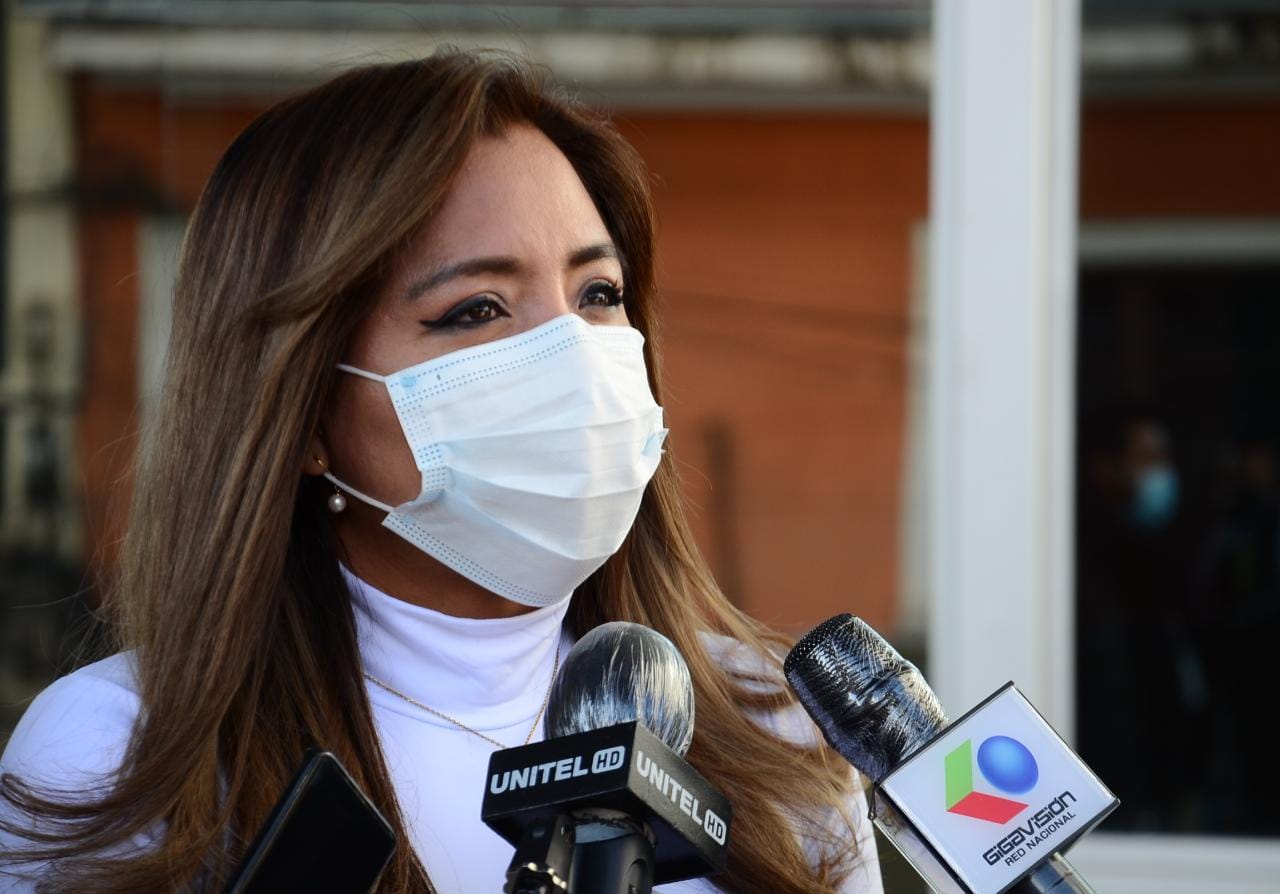 Viceministra Alcón destaca entrega del Centro de Medicina Nuclear para El Alto