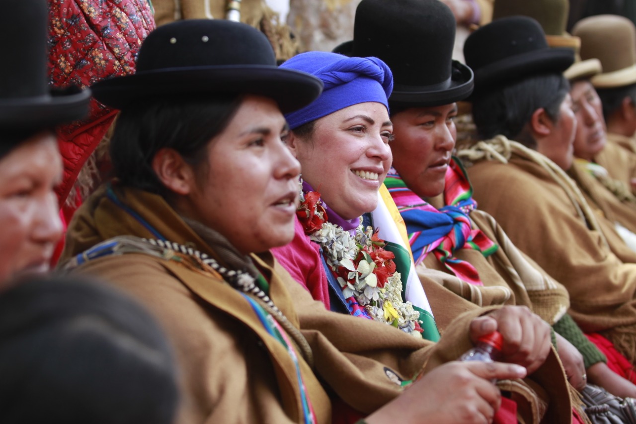 Ministra Prada destaca importantes medidas para permitir una vida libre de violencia a las mujeres