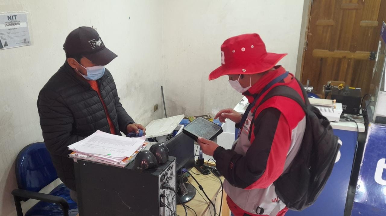 Brigadas del INE inician operativo de la etapa pre censal en tres zonas de la ciudad de Potosí