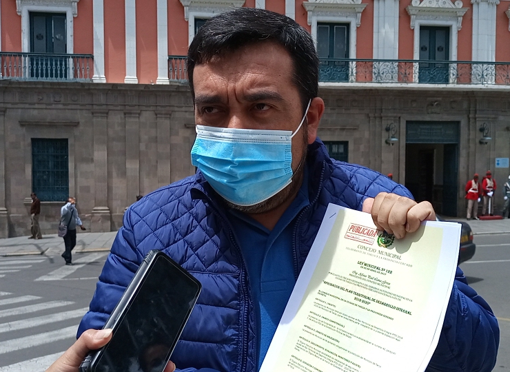 Viceministro Ruiz recuerda a senador Paz de CC que siendo alcalde aprobó su Plan Territorial de Desarrollo Integral