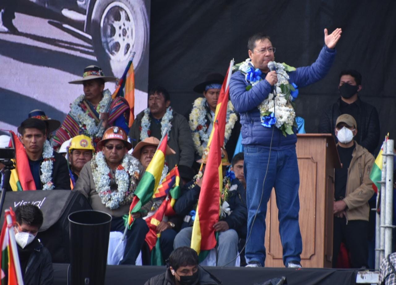 Presidente pide la unidad del pueblo para avanzar en la construcción del Estado y la economía (adelanto)