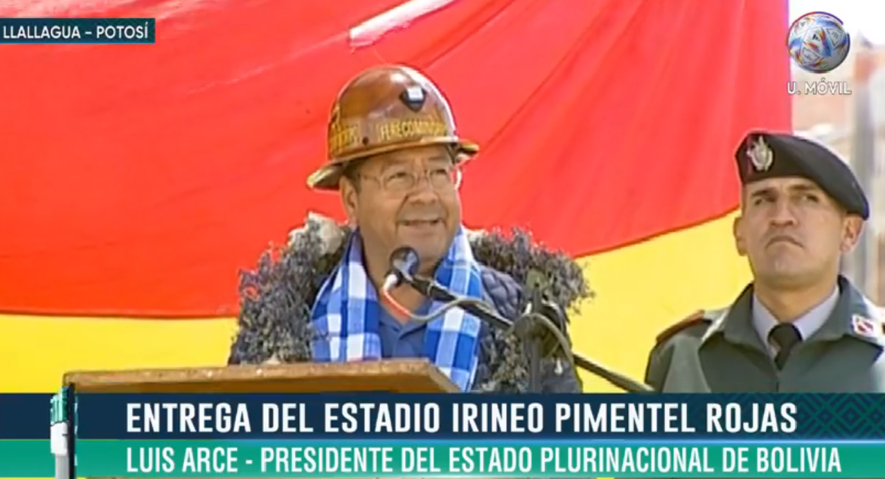 Presidente inaugura el Estadio Irineo Pimentel Rojas en Llallagua