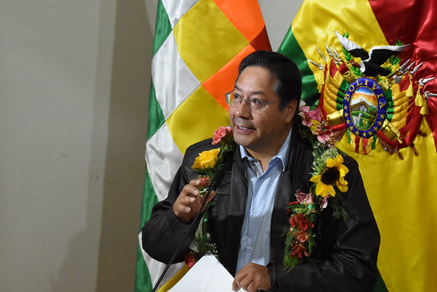 Presidente afirma que comités cívicos no representan al pueblo boliviano