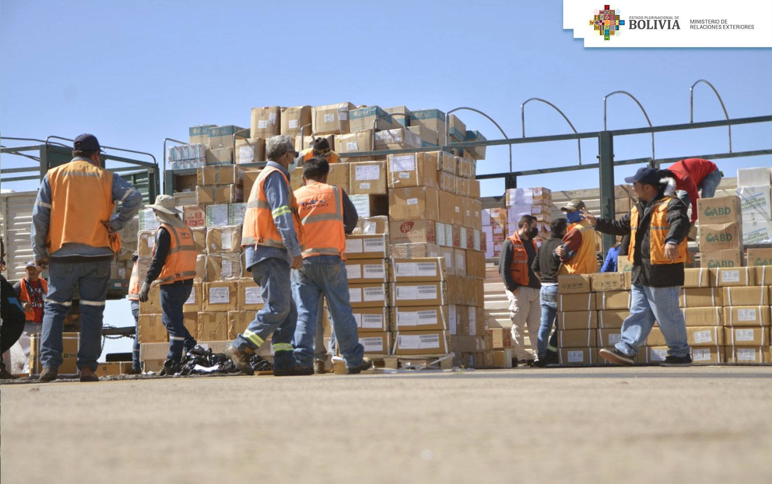 Bolivia enviará más de 60 toneladas en medicamentos, alimentos y equipos como ayuda humanitaria a Cuba