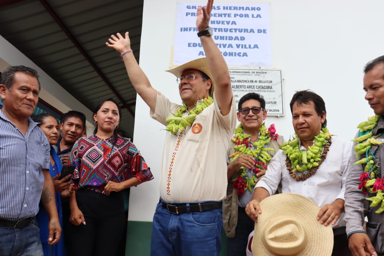Presidente entrega la unidad educativa Villa Amazónica en Bella Flor, Pando