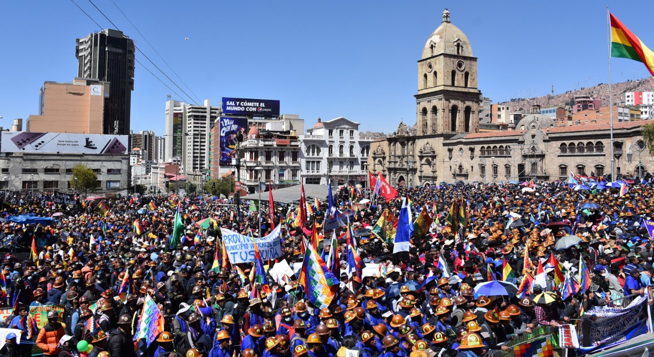 Presidente recuerda que en San Francisco combatió a la dictadura del 79