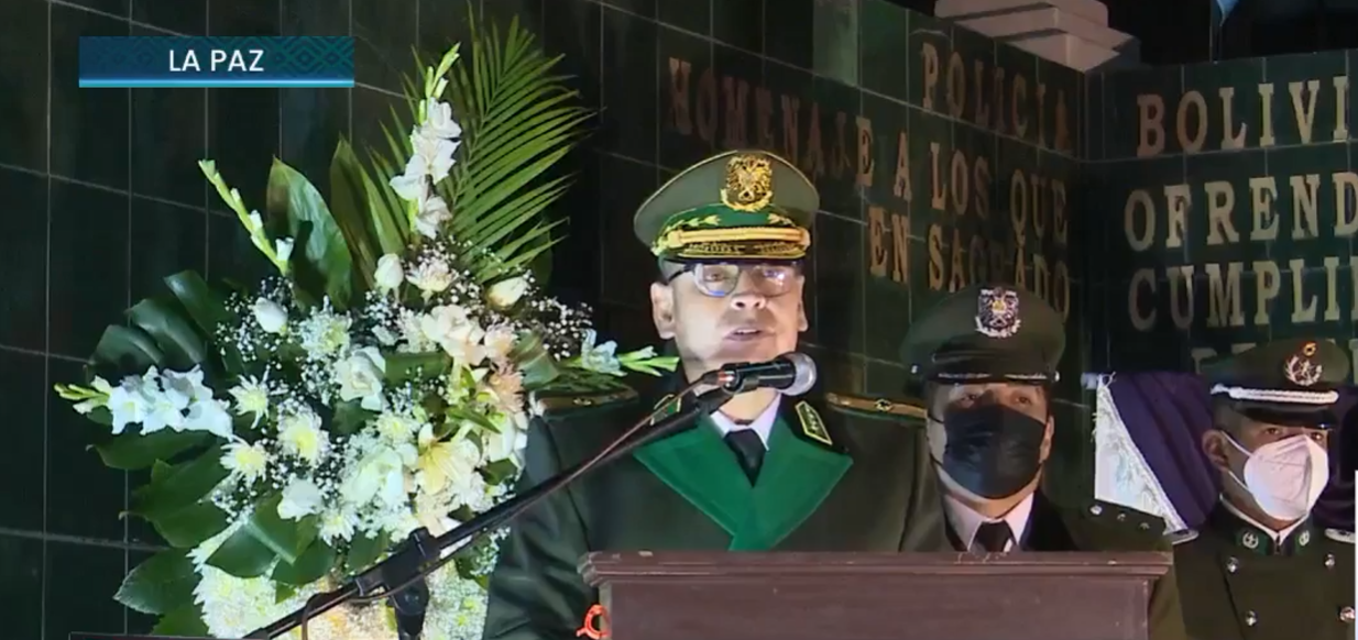 Policía Boliviana rindió un homenaje póstumo a uniformados abatidos en el Urubó