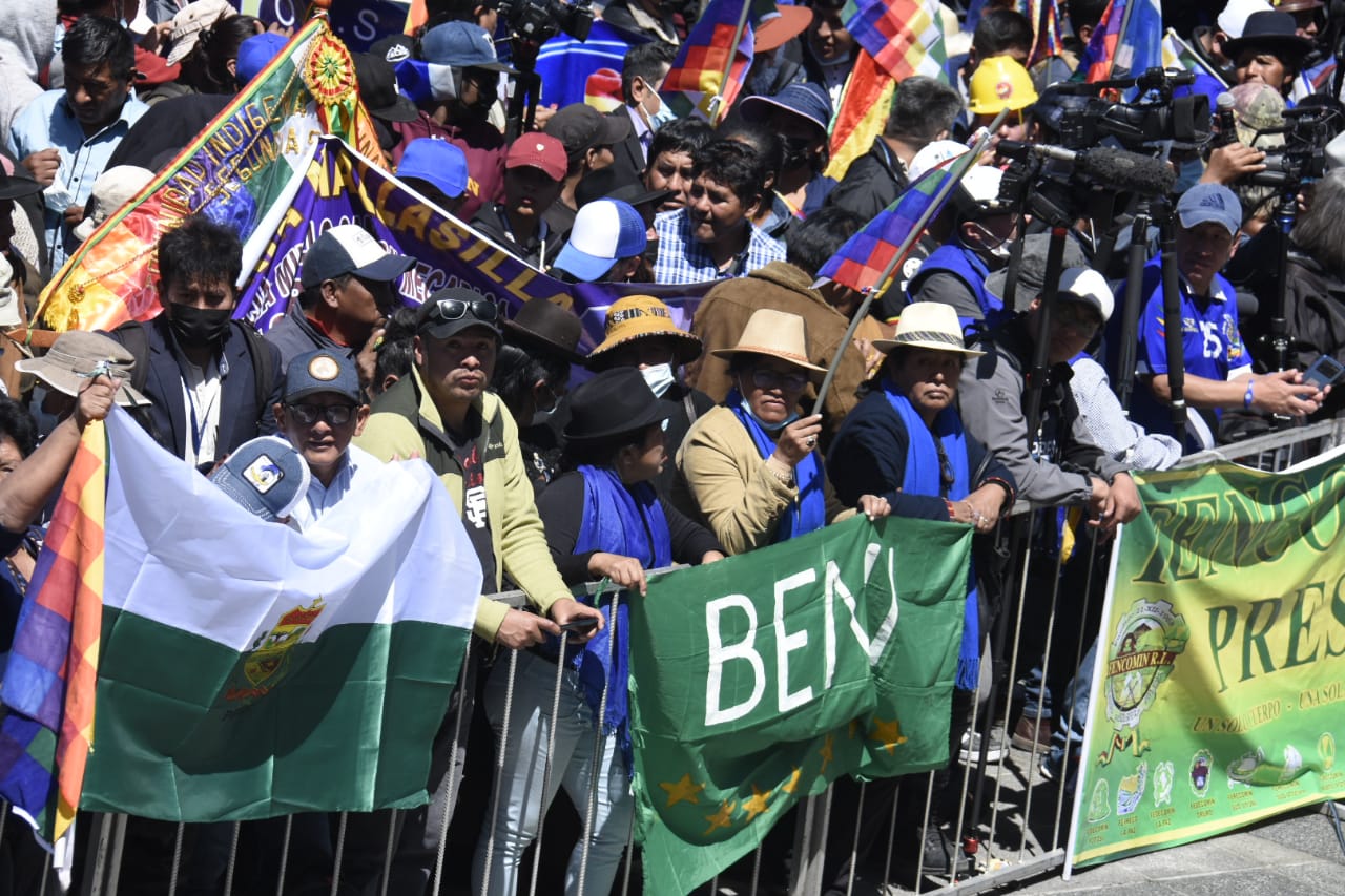 Interculturales defenderán a la democracia y el gobierno que proyecta la industrialización 